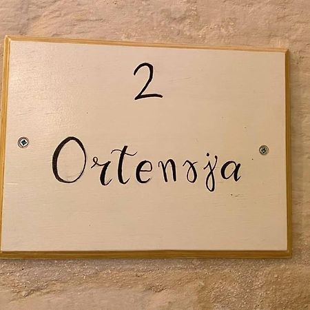 Il-Blanzun Central Boutique Living Hotel Zebbug  Bagian luar foto